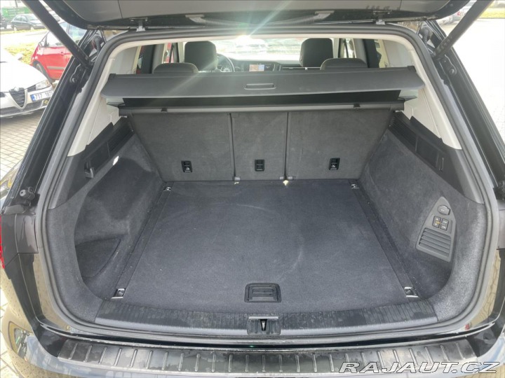 Volkswagen Touareg 3,0 TDi 170kw NOMAD CZaut 2023