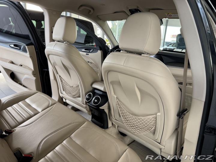 Alfa Romeo Stelvio 2,0T Q4*206kW*KeyLess*Kam 2018