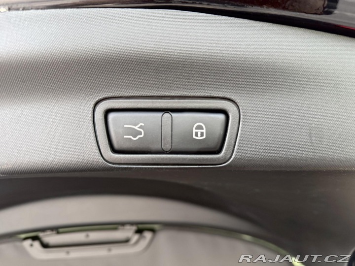 Alfa Romeo Stelvio 2,0T Q4*206kW*REZERVACE! 2018