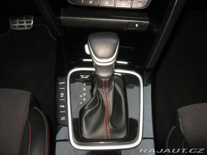 Kia ProCeed 1,6 T-GDI 204PS GT A/T 2022