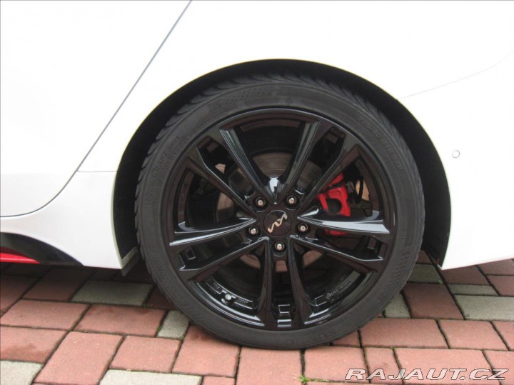 Kia ProCeed 1,6 T-GDI 204PS GT A/T 2022