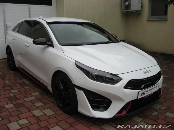 Kia ProCeed 1,6 T-GDI 204PS GT A/T 2022