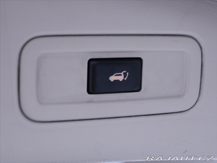 Nissan Murano 3,5 V6 188kW Aut. CZ Serv 2009