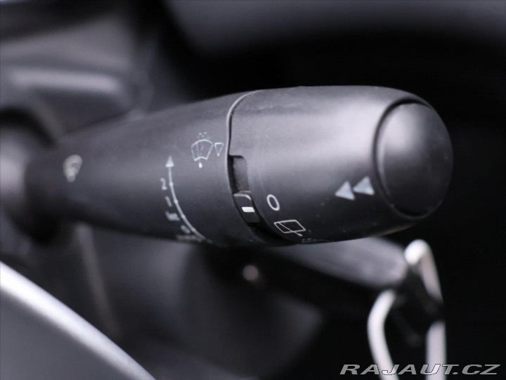 Peugeot 5008 1,6 HDI 82kW Automat Prem 2011