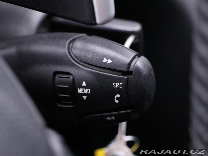 Peugeot 5008 1,6 HDI 82kW Automat Prem 2011