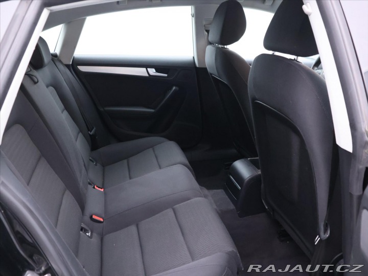 Audi A5 2,0 TDI 105kW Aut.klima C 2010