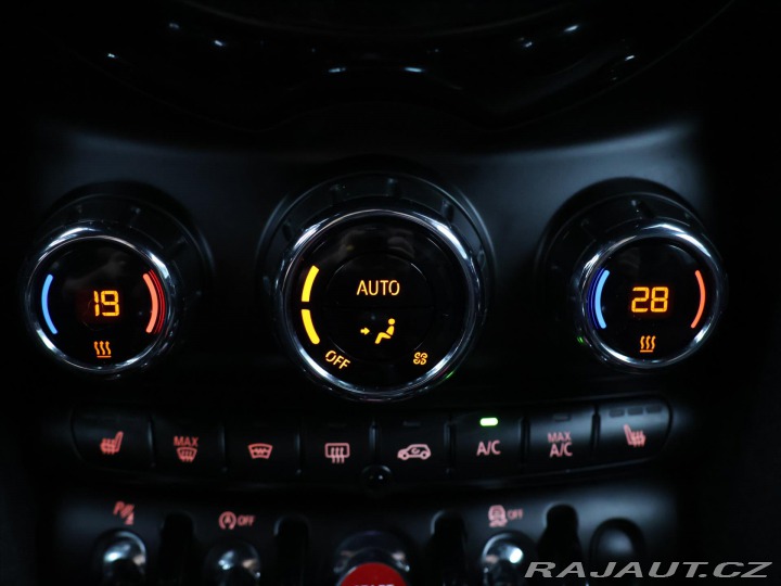 Mini One 1,5 i 75kW JCW Kůže 1.Maj 2018