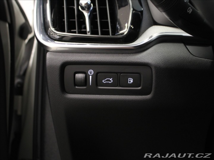 Volvo V60 2,0 T8 AWD Recharge Insc. 2021