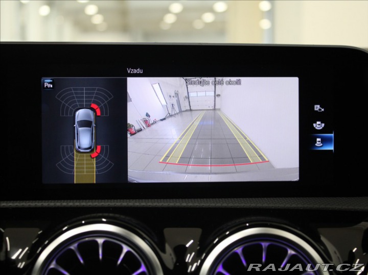 Mercedes-Benz A 1,3 180 AT Keyless SOUND 2020