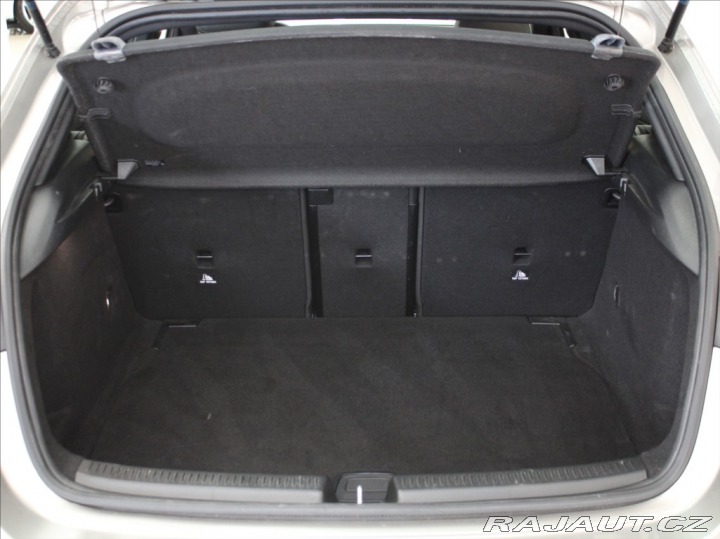 Mercedes-Benz A 1,3 180 AT Keyless SOUND 2020