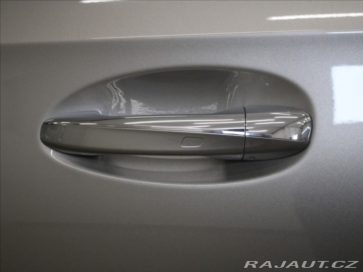 Mercedes-Benz A 1,3 180 AT Keyless SOUND 2020