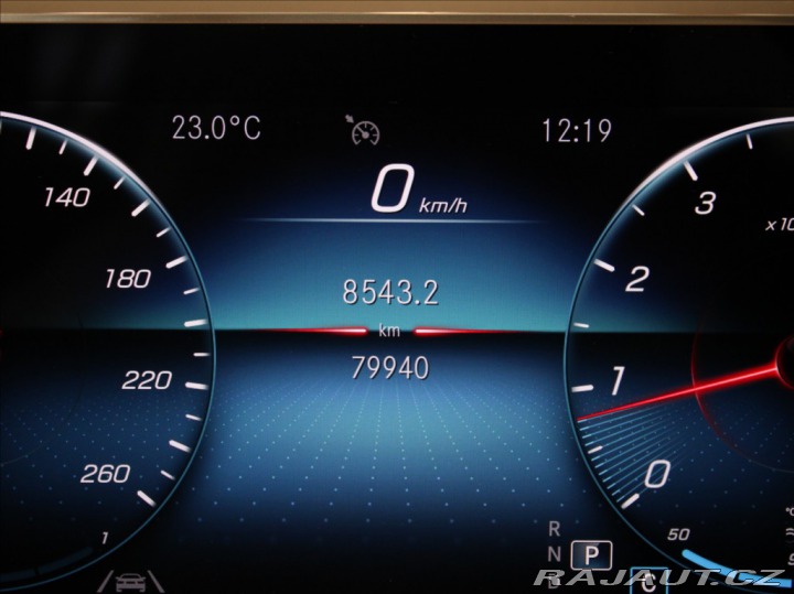 Mercedes-Benz A 1,3 180 AT Keyless SOUND 2020