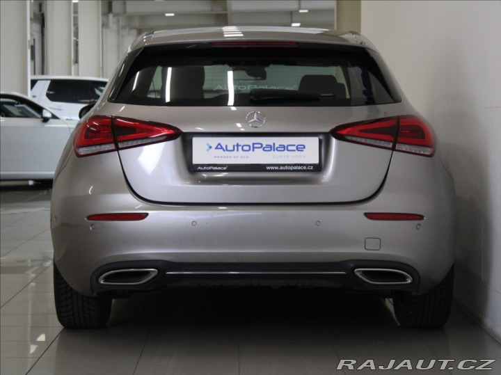 Mercedes-Benz A 1,3 180 AT Keyless SOUND 2020