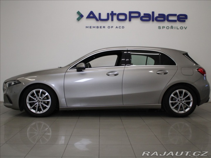 Mercedes-Benz A 1,3 180 AT Keyless SOUND 2020