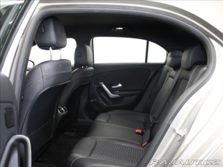 Mercedes-Benz A 1,3 180 AT Keyless SOUND 2020