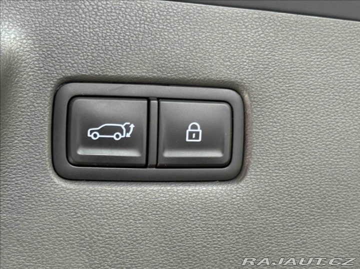 Hyundai Santa Fe 1,6 T-GDI STYLE PREMIUM B 2025