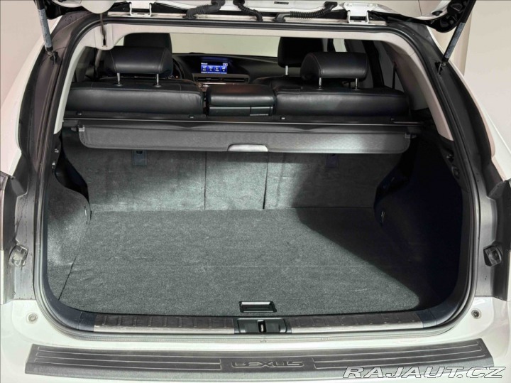 Lexus RX 3,5 450h servisní kniha 2014