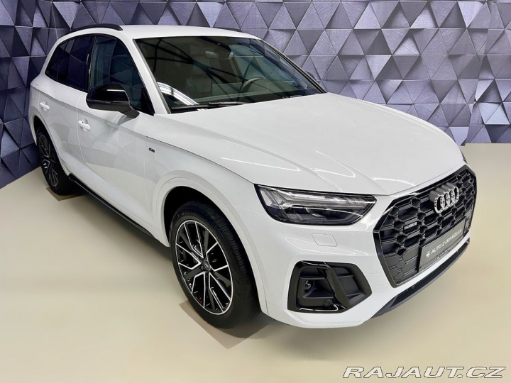 Audi Q5 40TDI QUATTRO S-LINE, BLA 1800
