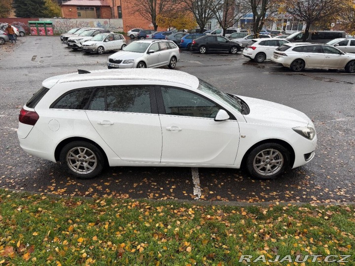 Opel Insignia 1800