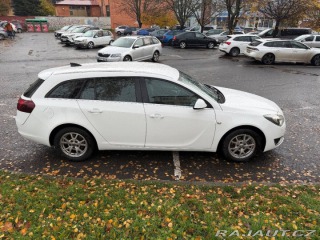 Opel Insignia  1800