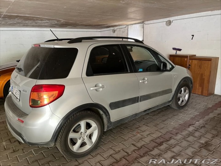 Suzuki SX4 1,6 2010