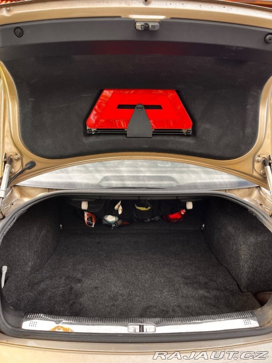 Škoda Superb 2,8 V6 2002