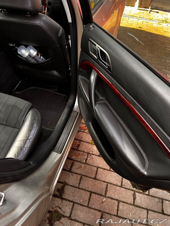 Škoda Superb 2,8 V6 2002