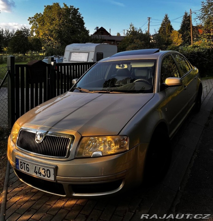 Škoda Superb 2,8 V6 2002