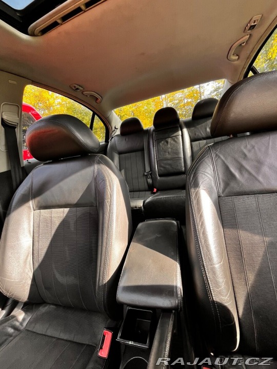 Škoda Superb 2,8 V6 2002