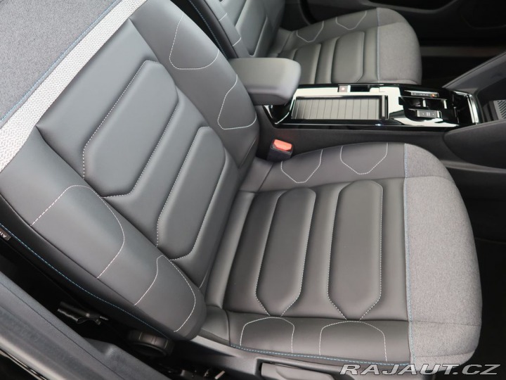 Citroën C4 1.2PureTech,96kW,SHINE,AT 2023