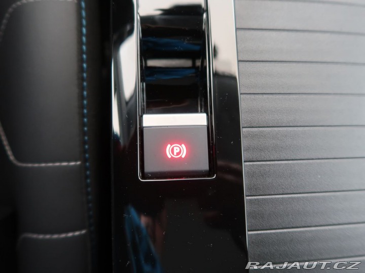 Citroën C4 1.2PureTech,96kW,SHINE,AT 2023