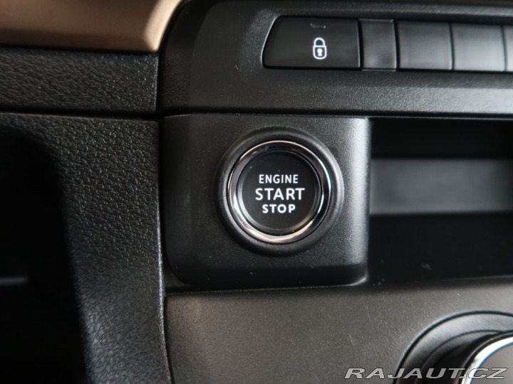 Toyota ProAce 2.0D4-D,CZ,Family,AT,L2 2024