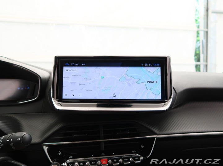 Peugeot 208 1.2HYBRID,CZ,ALLURE,e-DCS 2025