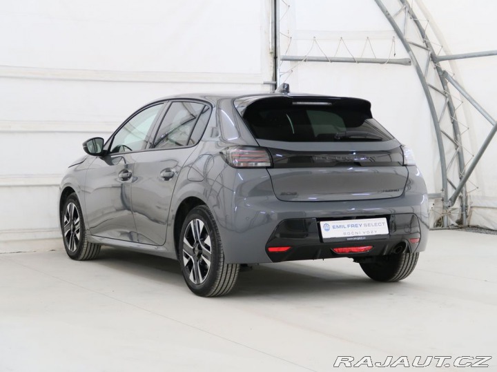 Peugeot 208 1.2HYBRID,CZ,ALLURE,e-DCS 2025