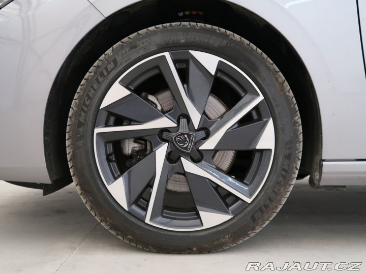 Peugeot 308 1.5BlueHDi,CZ,1Maj,ALLURE 2024