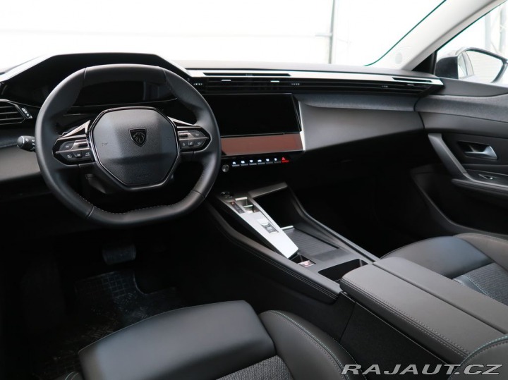 Peugeot 308 1.5BlueHDi,CZ,1Maj,ALLURE 2024