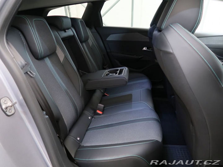 Peugeot 308 1.5BlueHDi,CZ,1Maj,ALLURE 2024