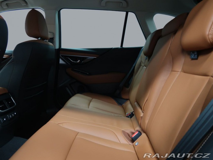 Subaru Outback 2.5i-T  Touring Poslední 2025