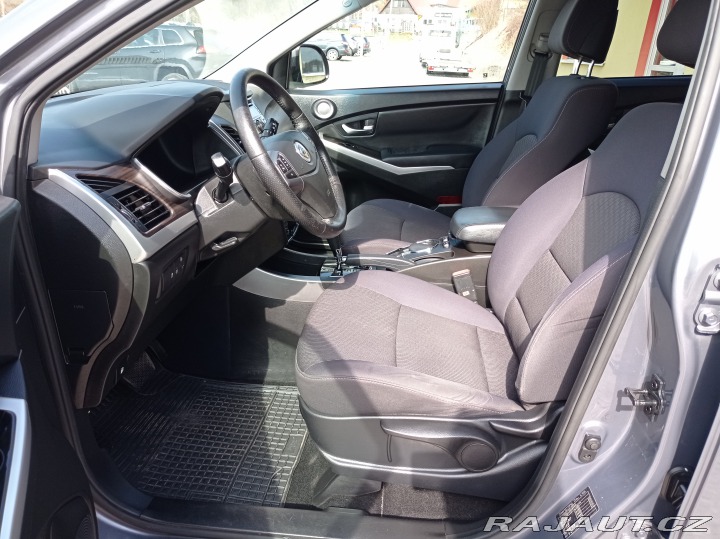 SsangYong Korando 2.0 D Výhřev/1MAJ/Serv.kn 2015