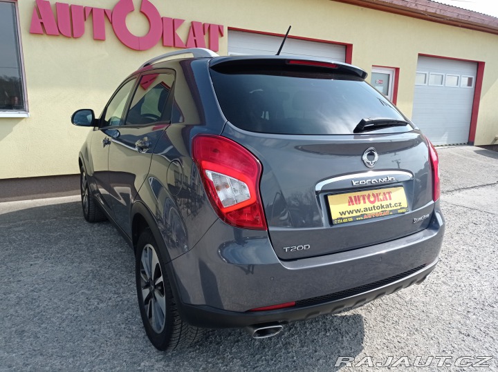 SsangYong Korando 2.0 D Výhřev/1MAJ/Serv.kn 2015