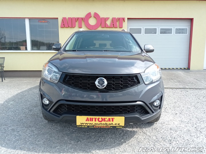 SsangYong Korando 2.0 D Výhřev/1MAJ/Serv.kn 2015