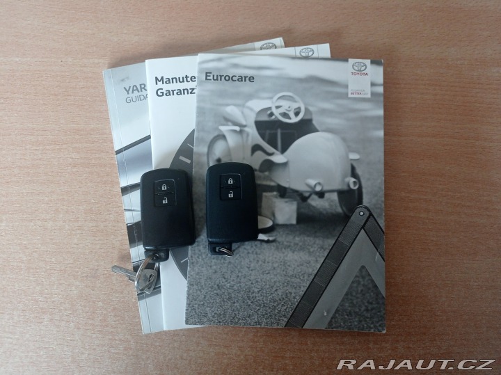 Toyota Yaris 1.5 Hybrid 74kW/Kamera/1M 2016