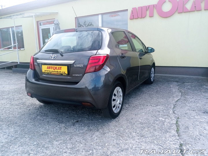 Toyota Yaris 1.5 Hybrid 74kW/Kamera/1M 2016