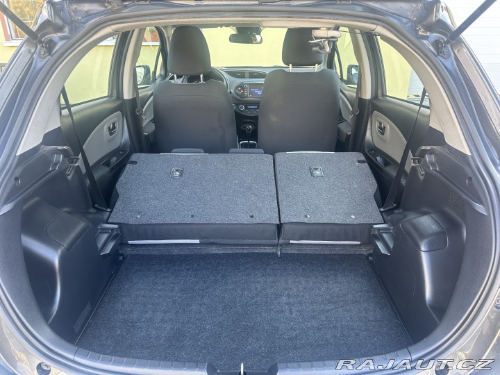 Toyota Yaris 1.5i Hybrid/Navi/74kW/Kam 2019