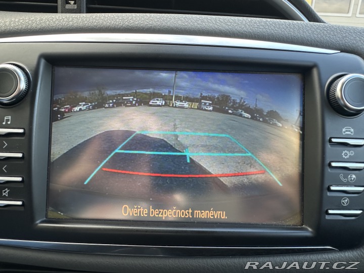 Toyota Yaris 1.5i Hybrid/Navi/74kW/Kam 2019