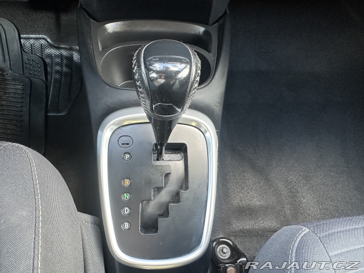 Toyota Yaris 1.5i Hybrid/Navi/74kW/Kam 2019