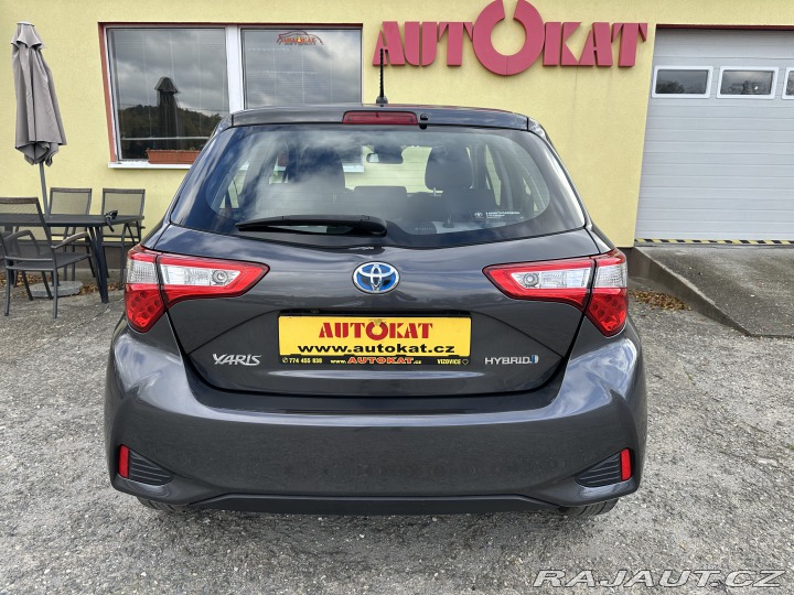 Toyota Yaris 1.5i Hybrid/Navi/74kW/Kam 2019