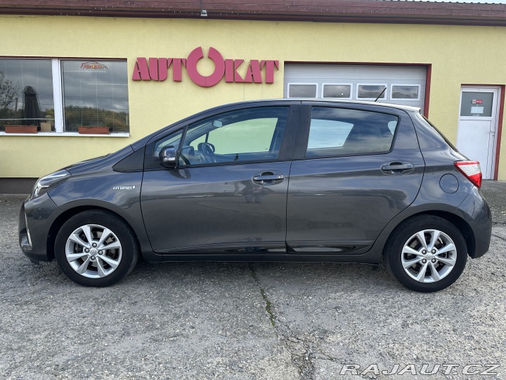 Toyota Yaris 1.5i Hybrid/Navi/74kW/Kam 2019