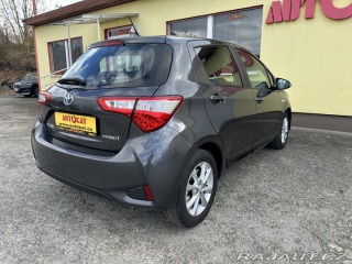 Toyota Yaris 1.5i Hybrid/Navi/74kW/Kam 2019