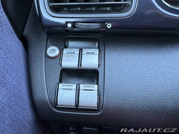 Honda FR-V 1.8i 103kW/Tažné/Klima/6 2008